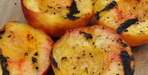 Grilled Peach Salad With Balsamic Glaze