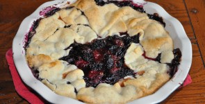 Rustic Summer Berry Pie